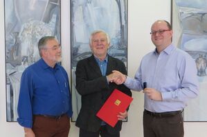 Ortsvereinsvorsitzender Mathias Schwarz, Herbert Moser und der Fraktionsvorsitzende Hellmut Dinkelaker (von rechts)